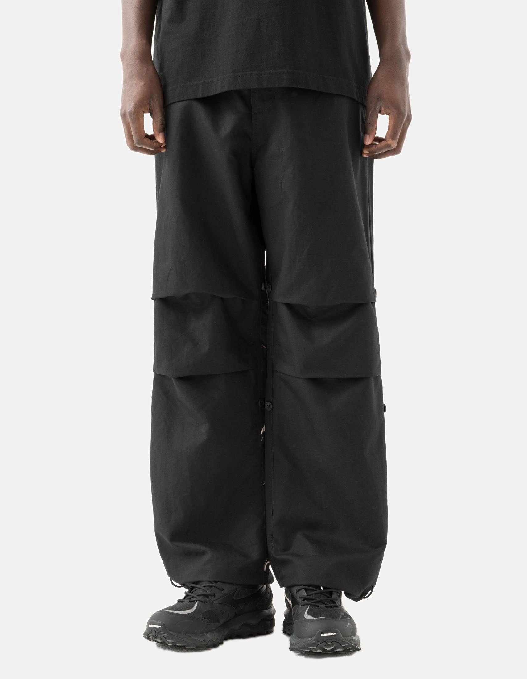 Sustainable Fabric 7087 The Bering Strait Embroidered Loose Snopants? Black
