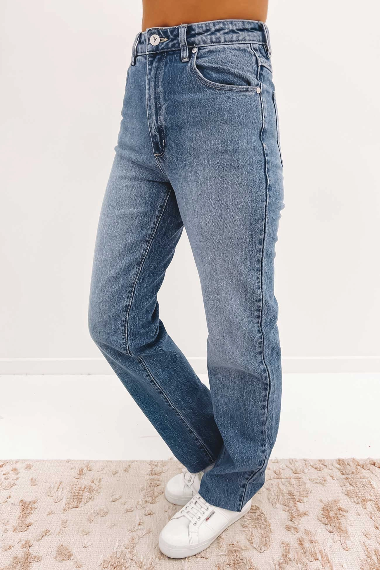 A 94 High Straight Jean Lexi Mid Blue Modern Cut Adjustable Fit