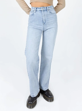 Abrand 94 High & Wide Evie Light Vintage Indigo Picnic Style Creative Look Minimalist Style