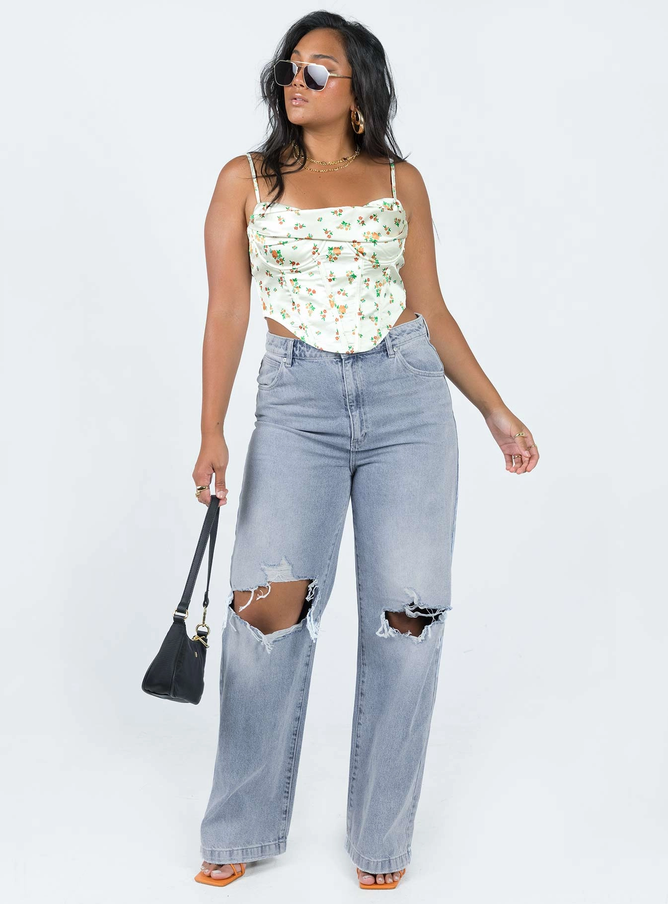 Urban Casual Abrand  94 High & Wide Gigi Rip Mid Wash Denim
