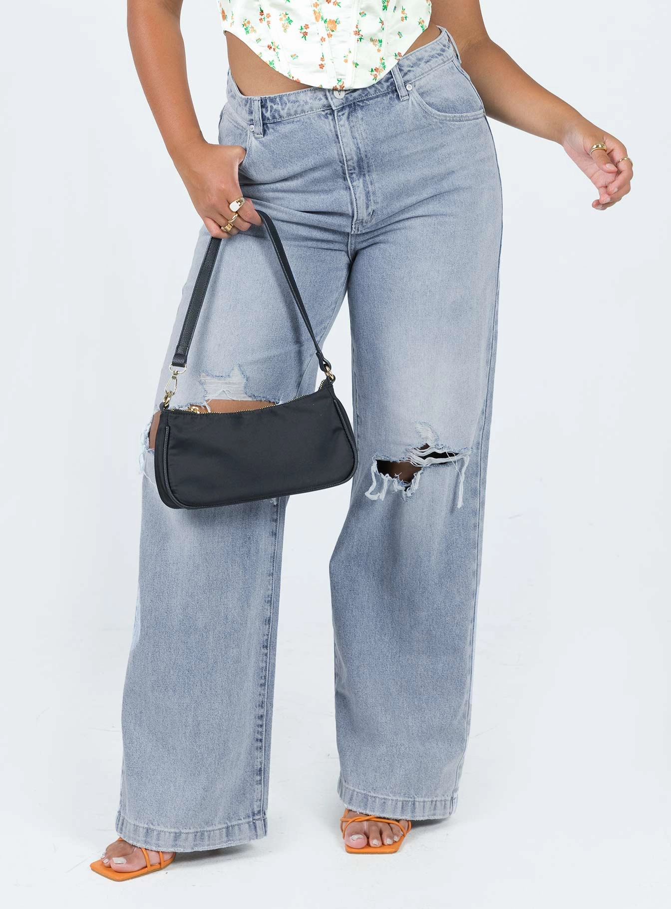 Abrand  94 High & Wide Gigi Rip Mid Wash Denim Casual Element