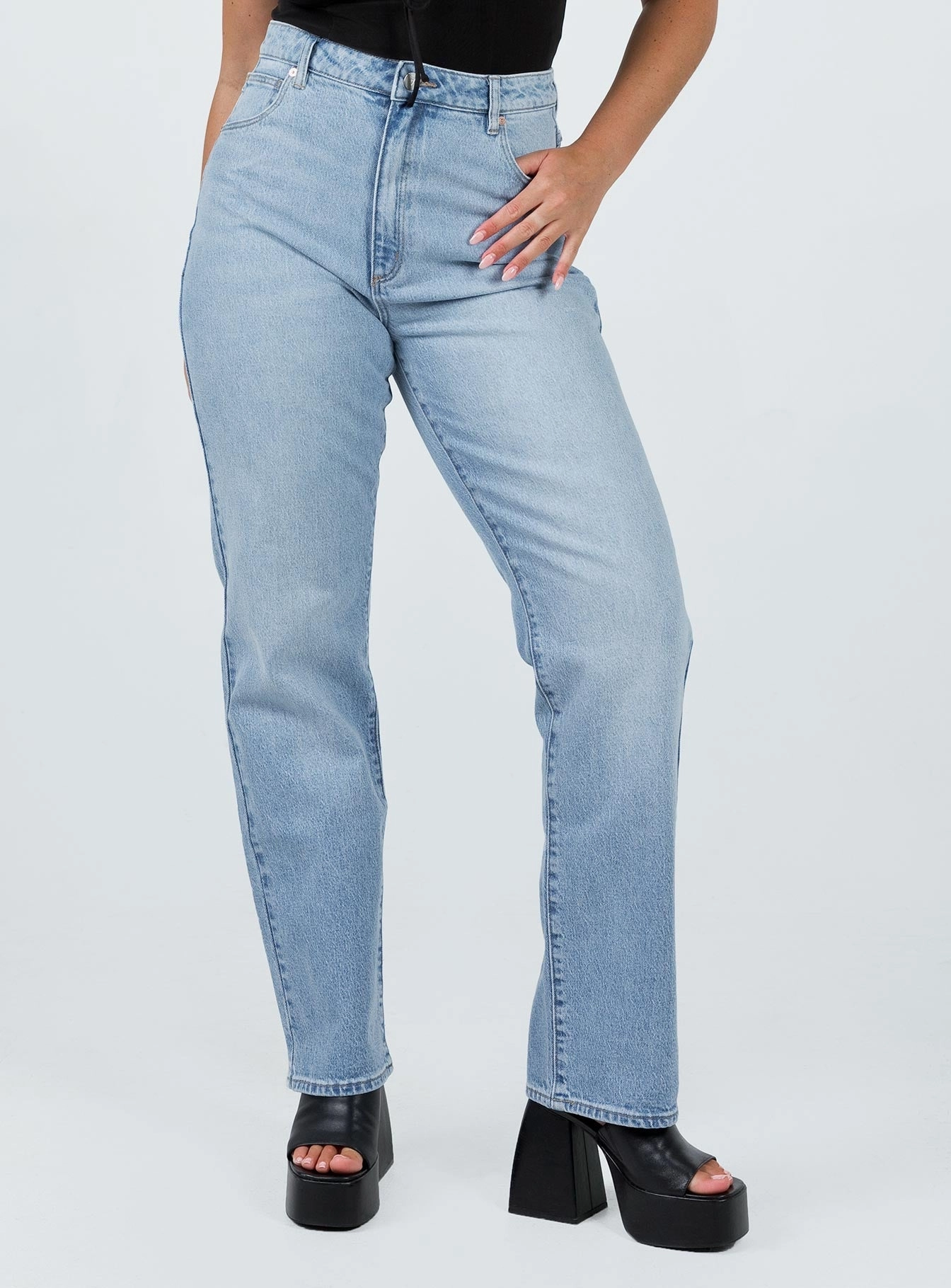 Active Touch Abrand 94 High Straight Hailey Light Wash Denim