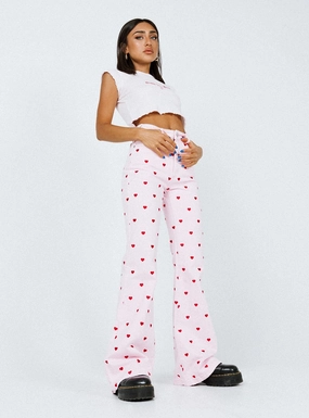 City Walk Smart Casual Minimalist Trendy Everyday Abrand Double Oh Flare Jeans Pink Heart
