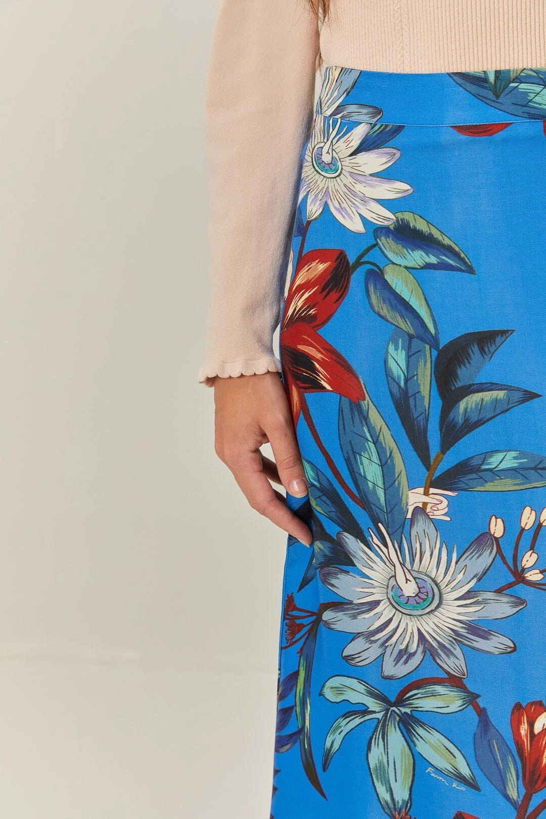 Refined Texture Clean Lines Blue Surreal Flowers LENZING? ECOVERO? Midi Skirt