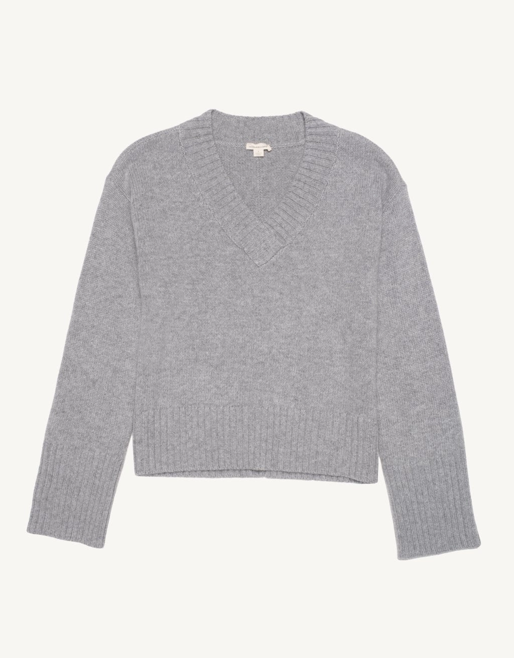 Unsubscribed Winter-Weight Cashmere V-Neck Sweater Chic Design