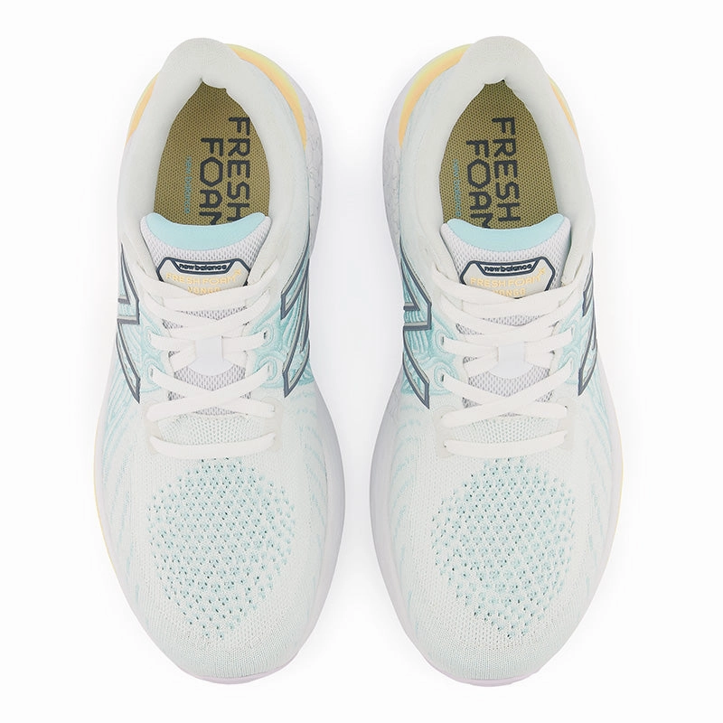 nylon - upper shoes Cushion Layering Fresh Foam X Vongo v5 - Light Mango with Arctic - Women's