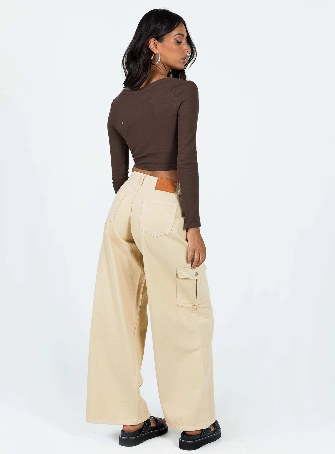 Day To Night Trend Setter Home Comfort Adrianne Wide Leg Cargo Jeans Stone