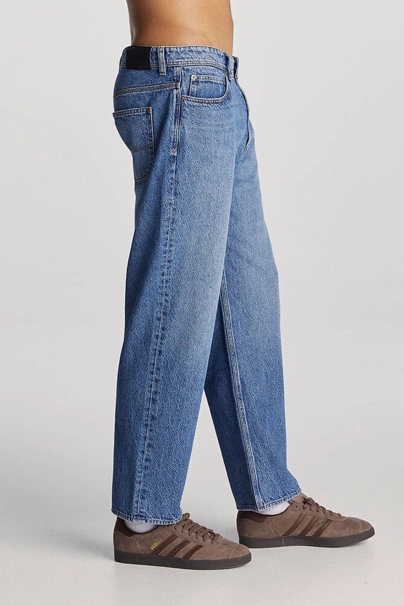 Snag Proof Fabric L-Four Baggy Relaxed Jean Turntable Indigo