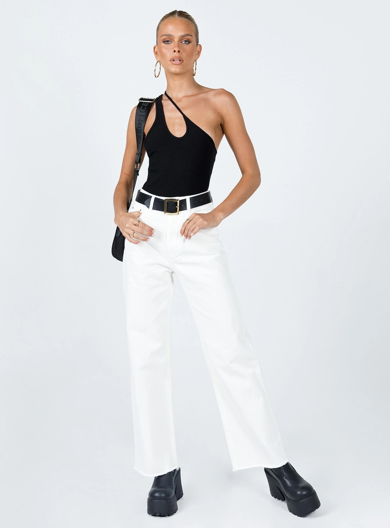 Wide Leg Silhouette Reinforced Pockets Tashena Wide Leg Denim Jeans White