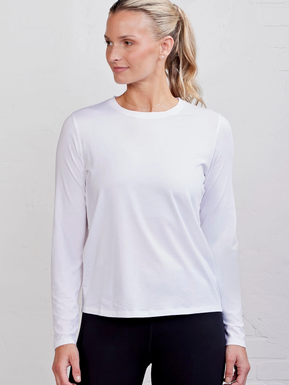 ButtonlessClosure Resilient Elasticity All Day Long Sleeve T-Shirt