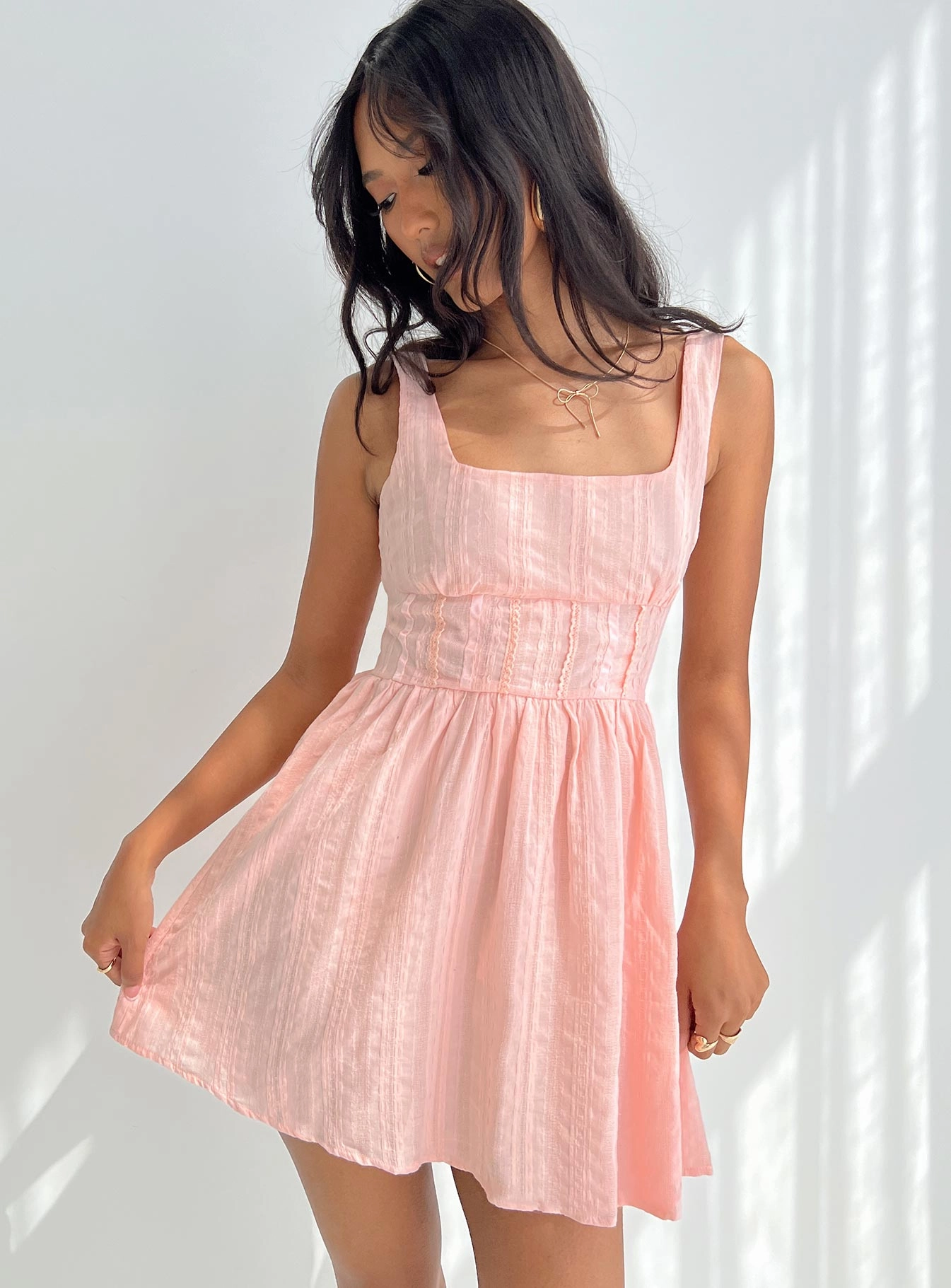 Lorinda Mini Dress Pink High-Fashion Cafe Vibe