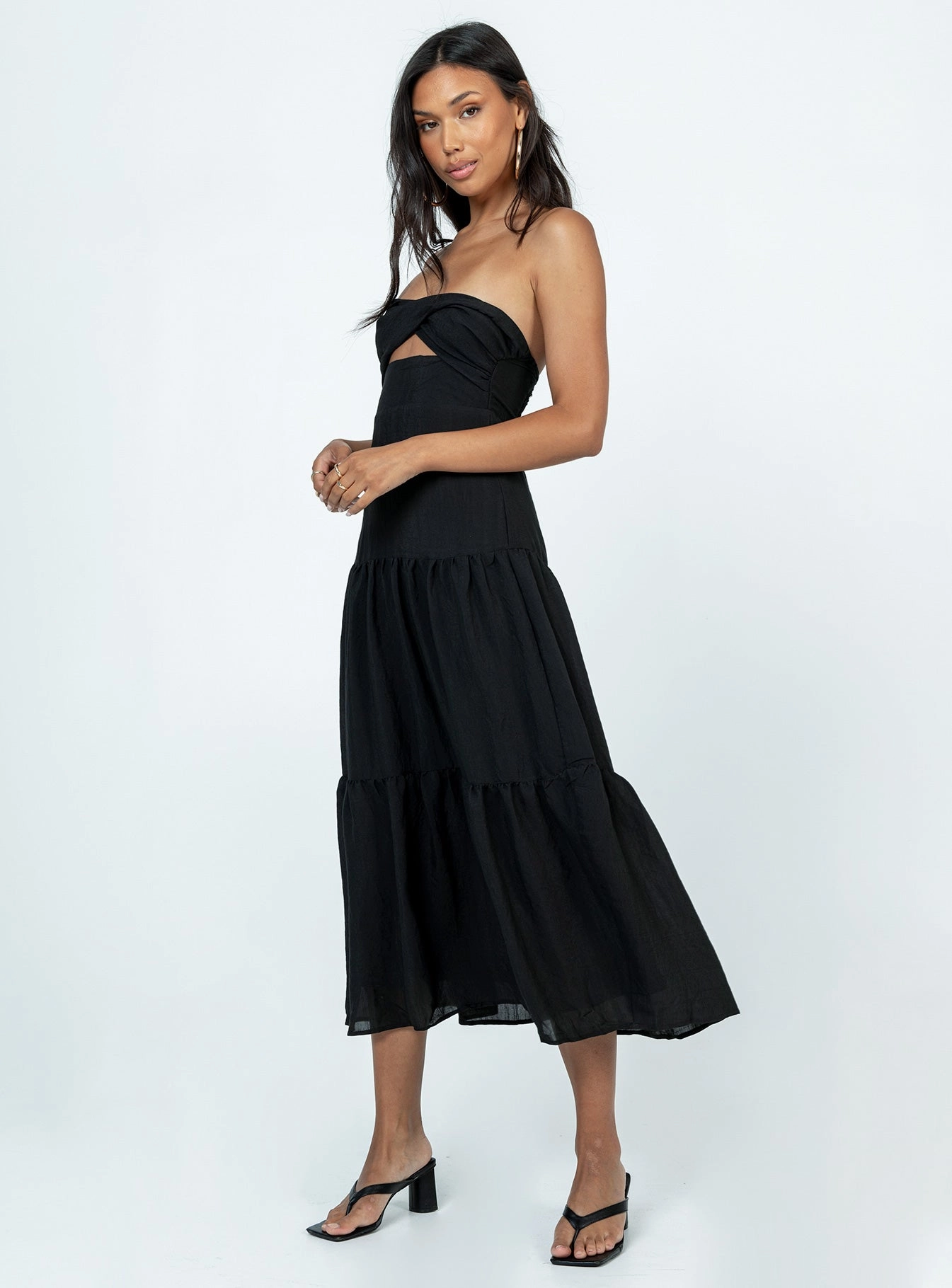 Day Glow Flattering Cut Allie Maxi Dress Black