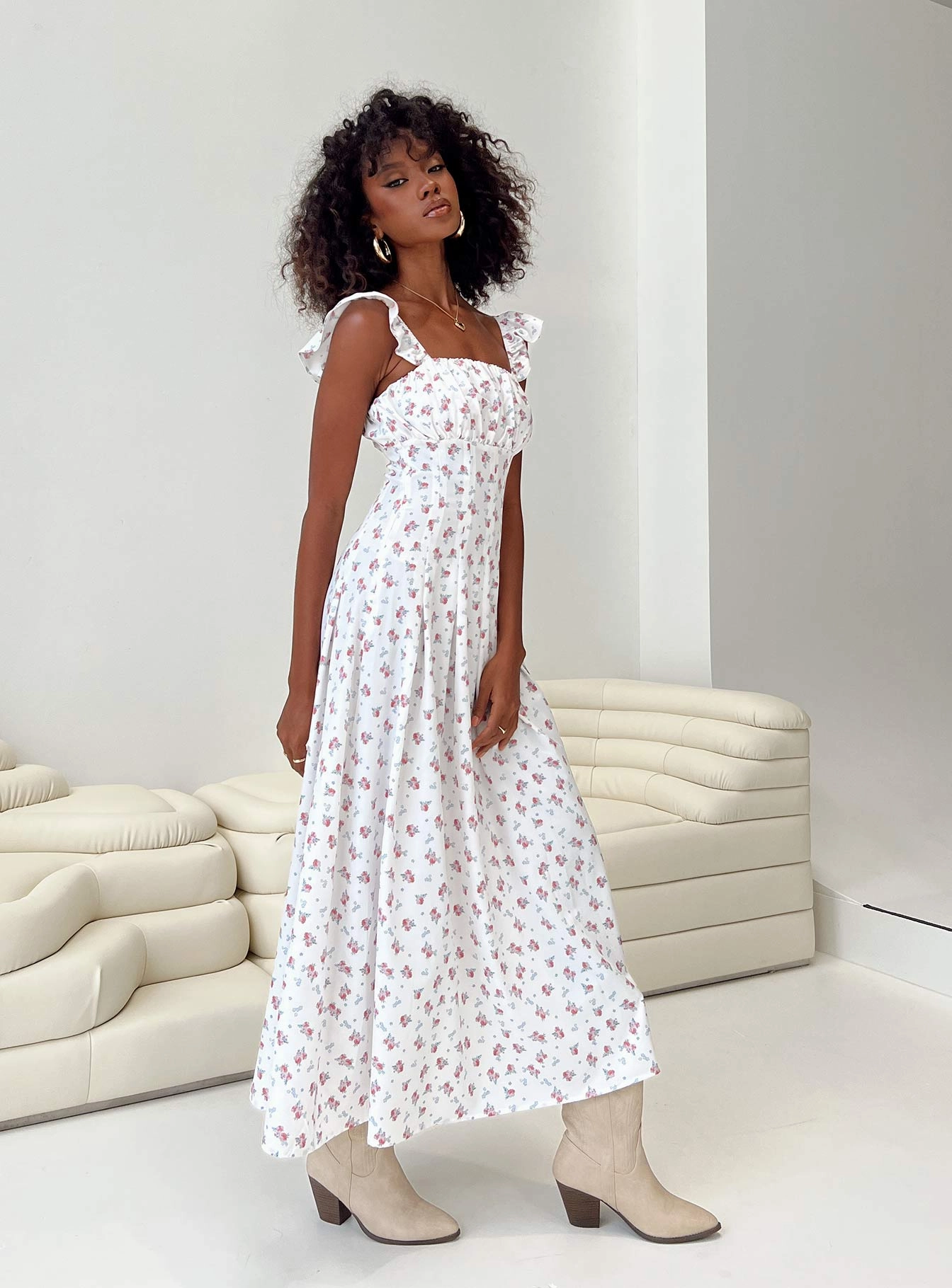 Daywear Fit Alver Maxi Dress White Floral