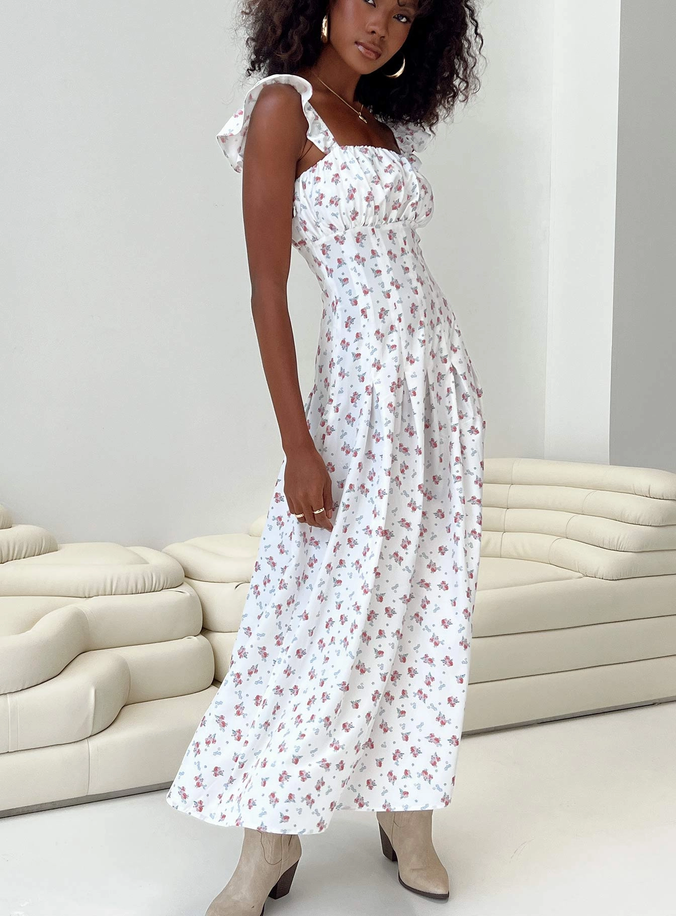 Alver Maxi Dress White Floral Simple Texture