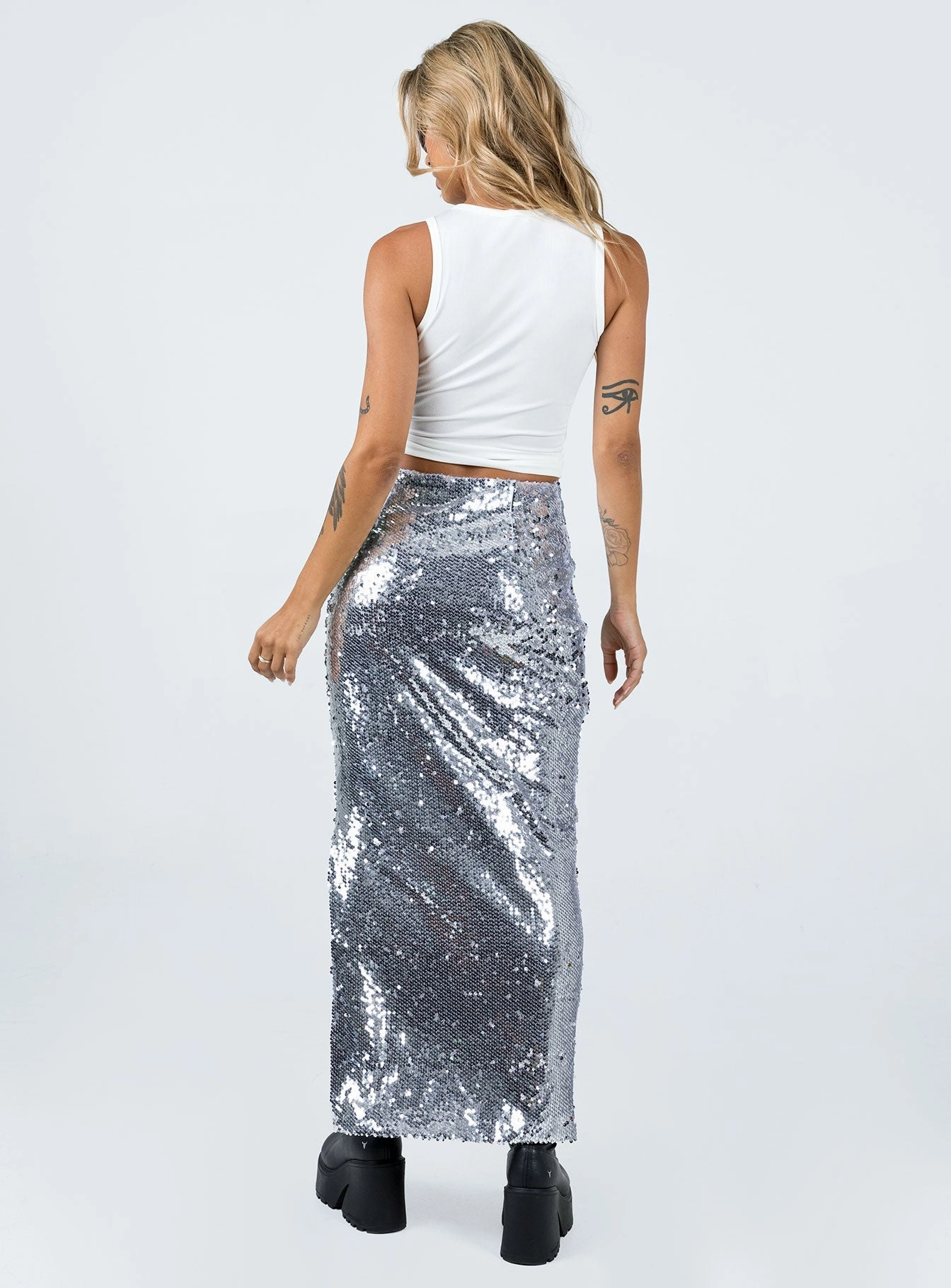 Performance Outfit Embroidered Detail Alyce Maxi Skirt Silver