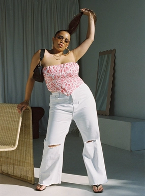 Color Lock Technology Formal City Walk Party Look Cece Hammer Wide Leg Knee Rip Jeans White Denim Curve
