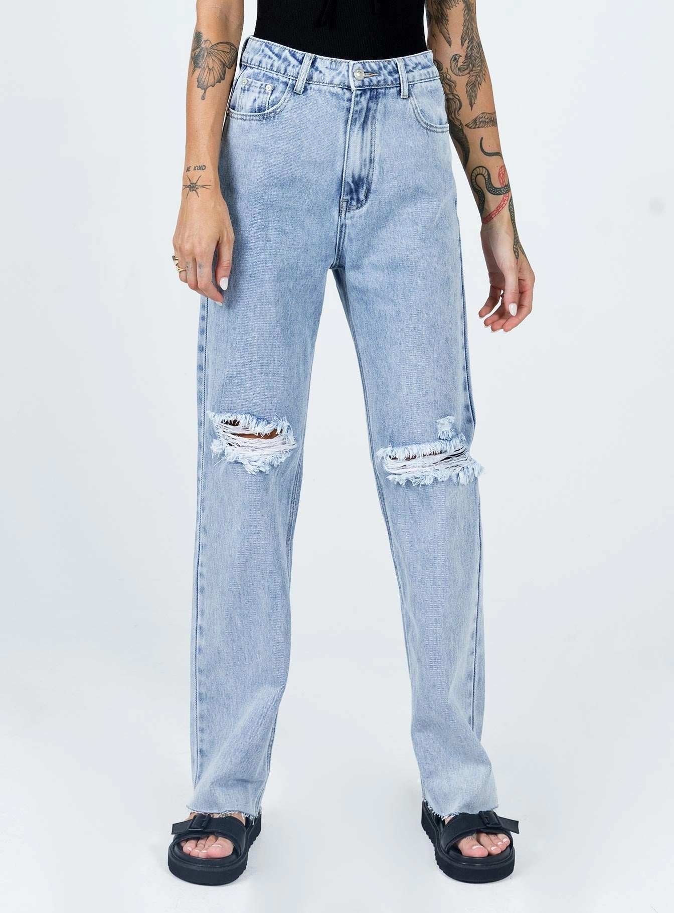 Arcadia Lightwash Denim Jeans Relaxed Style Lightweight Durable Flexible Style