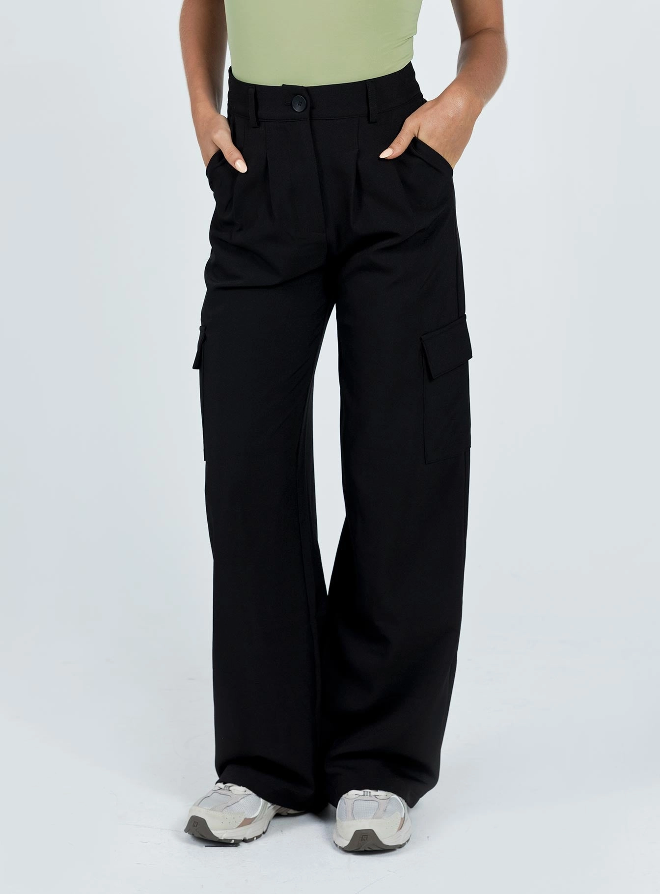 Comfortable Fashion Hygienic Coating Archer Cargo Pants Black