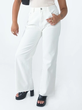 Arlington Straight Leg Denim Jeans White Easy Option Weekend Warrior Elegant