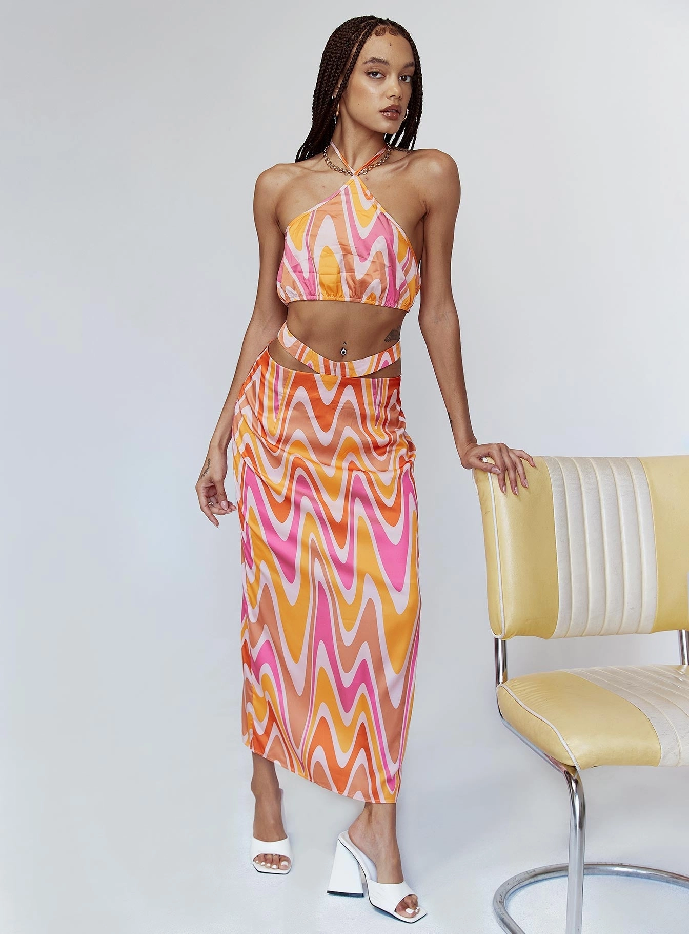 Outfit Focused Bold Cut Aurora Set Orange Multi