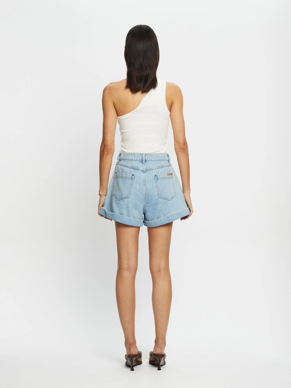 clean look Flexible Motion Avery Denim Short hypoallergenic material