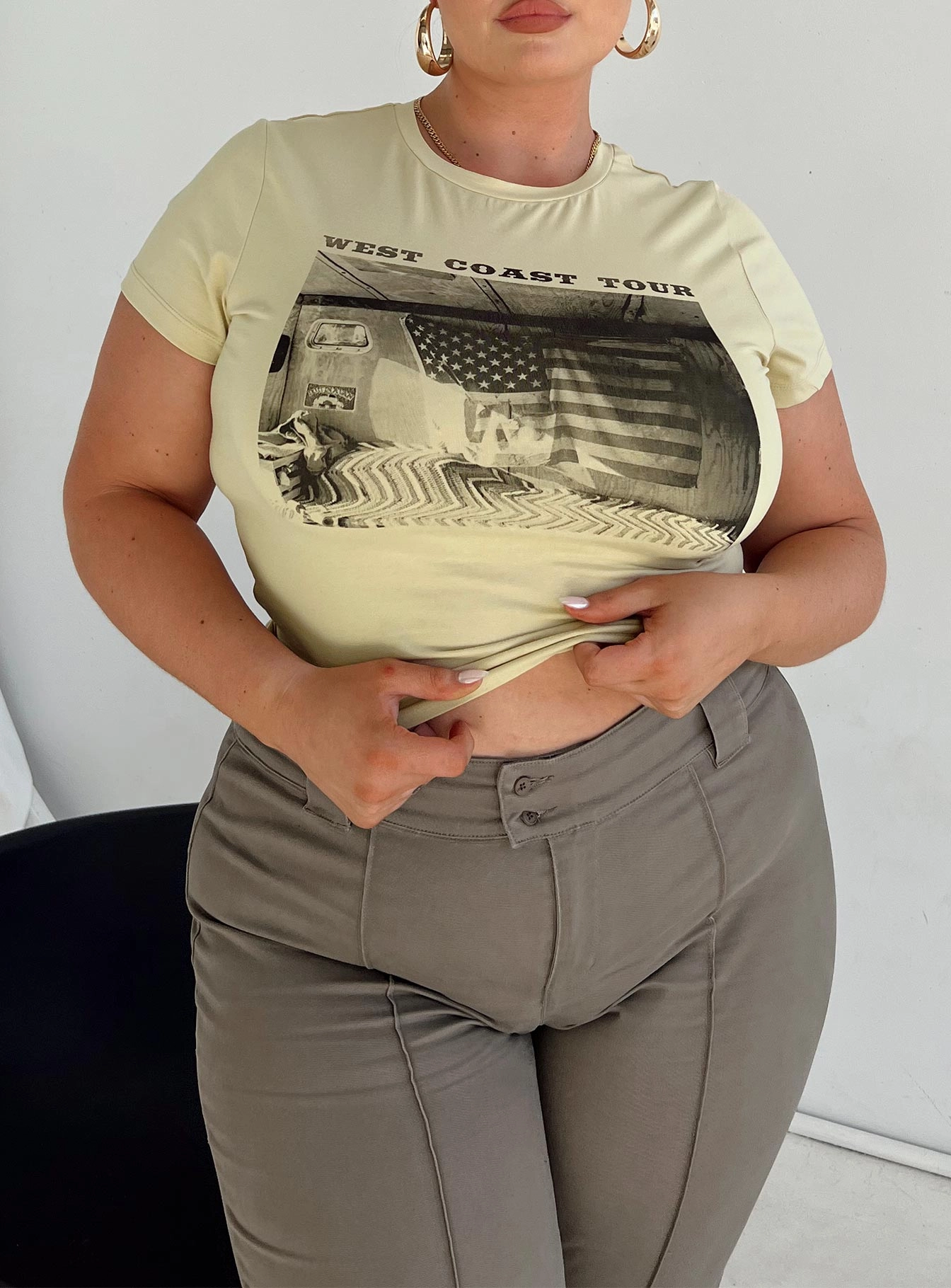 Bass Drop Mid Rise Bootleg Pant Curve Khaki Stretch Support Fit clean look