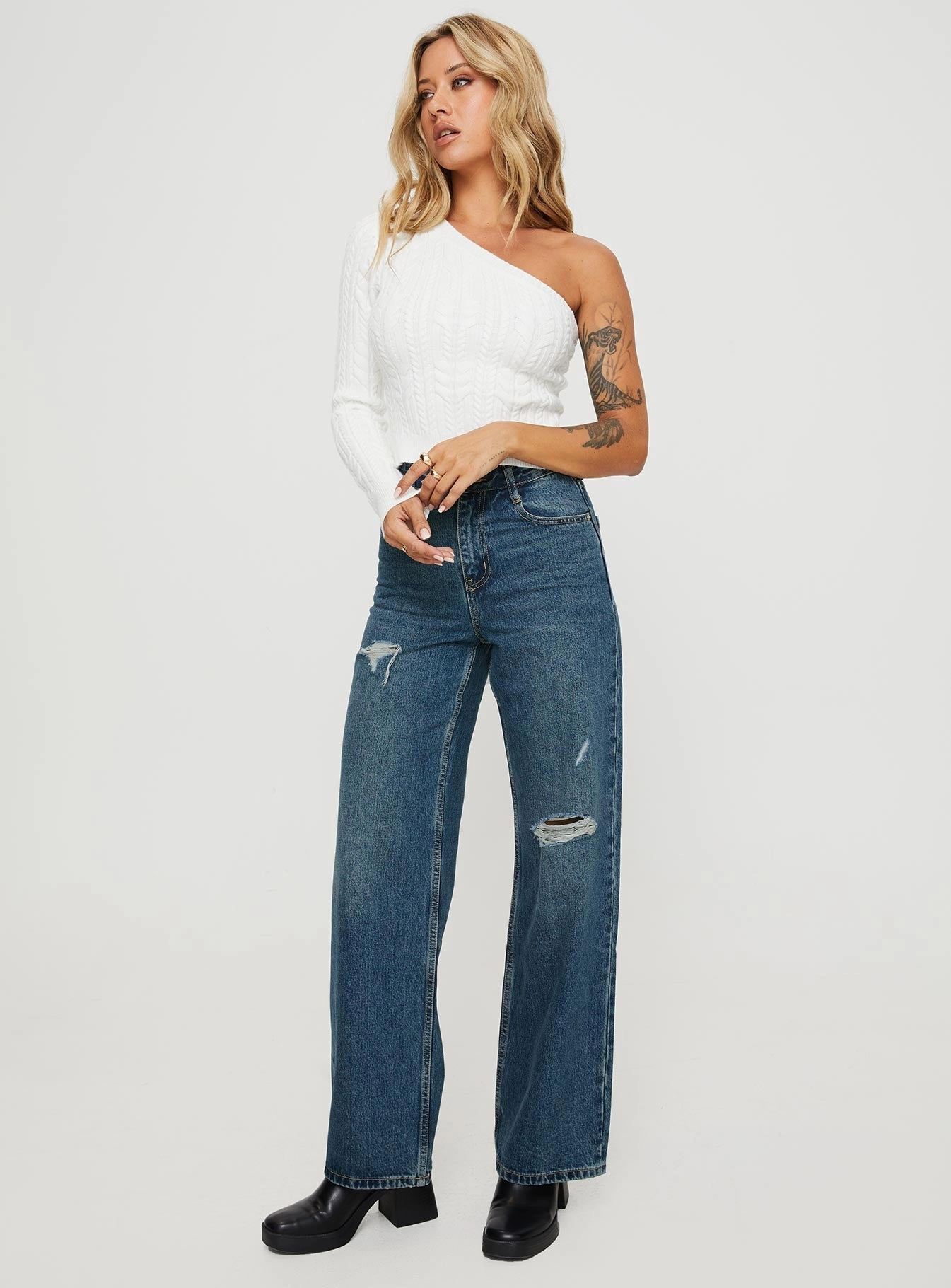 Year Round Soft Core Beetle High Rise Wide Leg Ripped Jeans Mid Wash