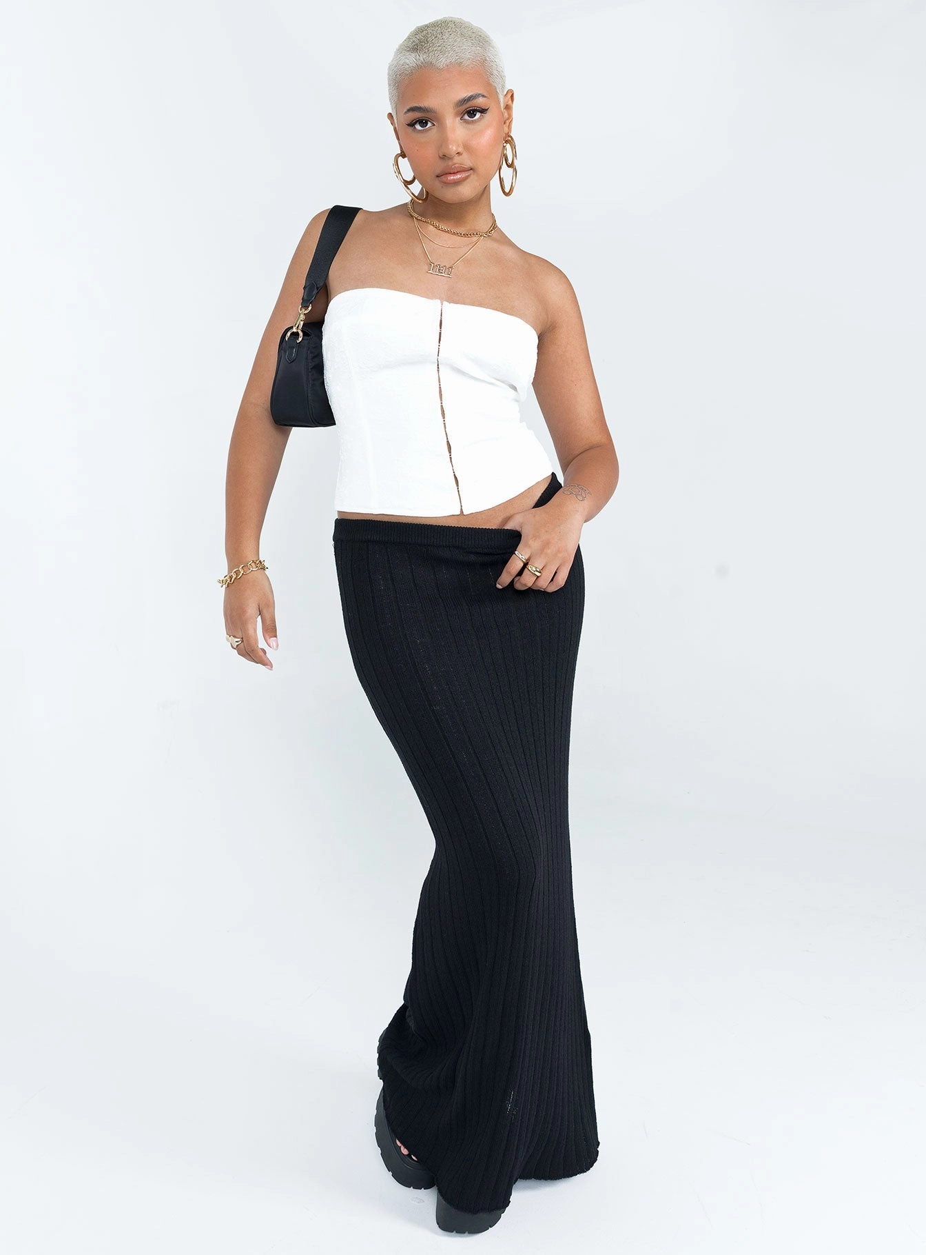 Belle Knit Maxi Skirt Black Elegant Flow Neat Finish