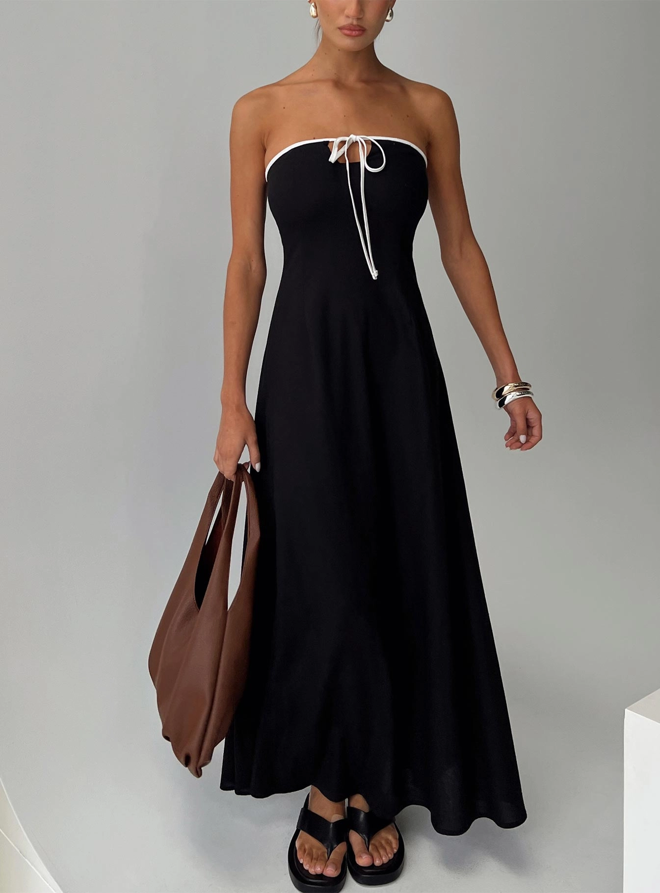 Bijou Strapless Maxi Dress Black Smooth Lines