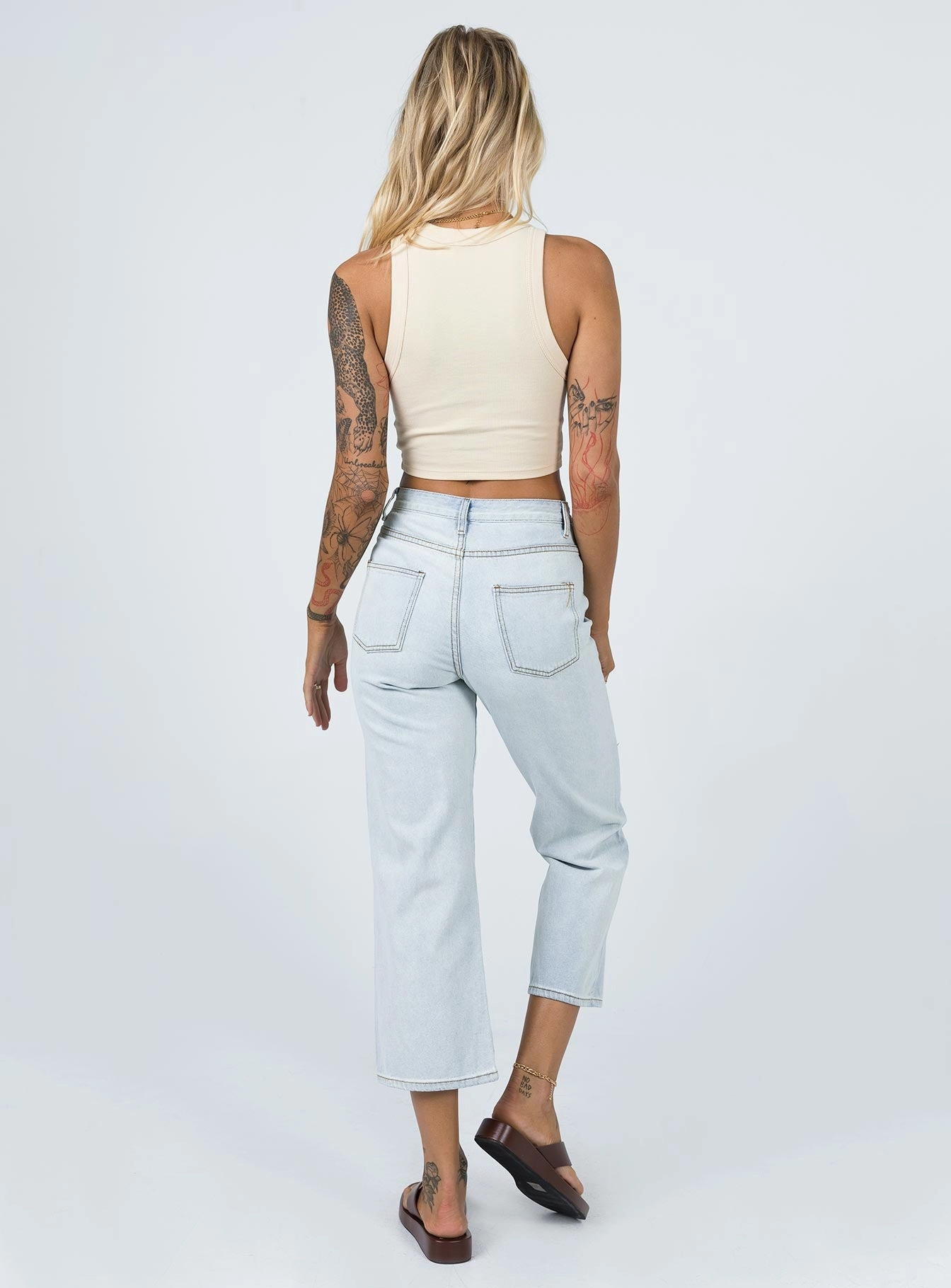 Billed Ripped Jean Light Wash Denim Streetwear Fan Minimalist Style Comfy Streetwear Fan Music Event