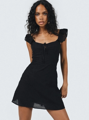 Resort Vibes Besiana Mini Dress Black