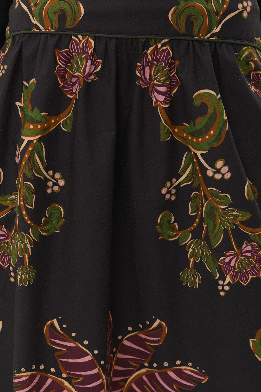 understated look Black Ravenala Midi Skirt