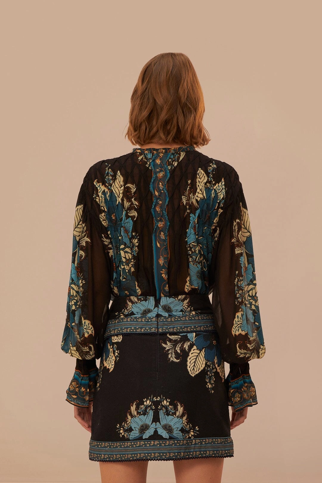 Blossom Tapestry Skirt Comfortable Motion Heat Dissipating Fabric