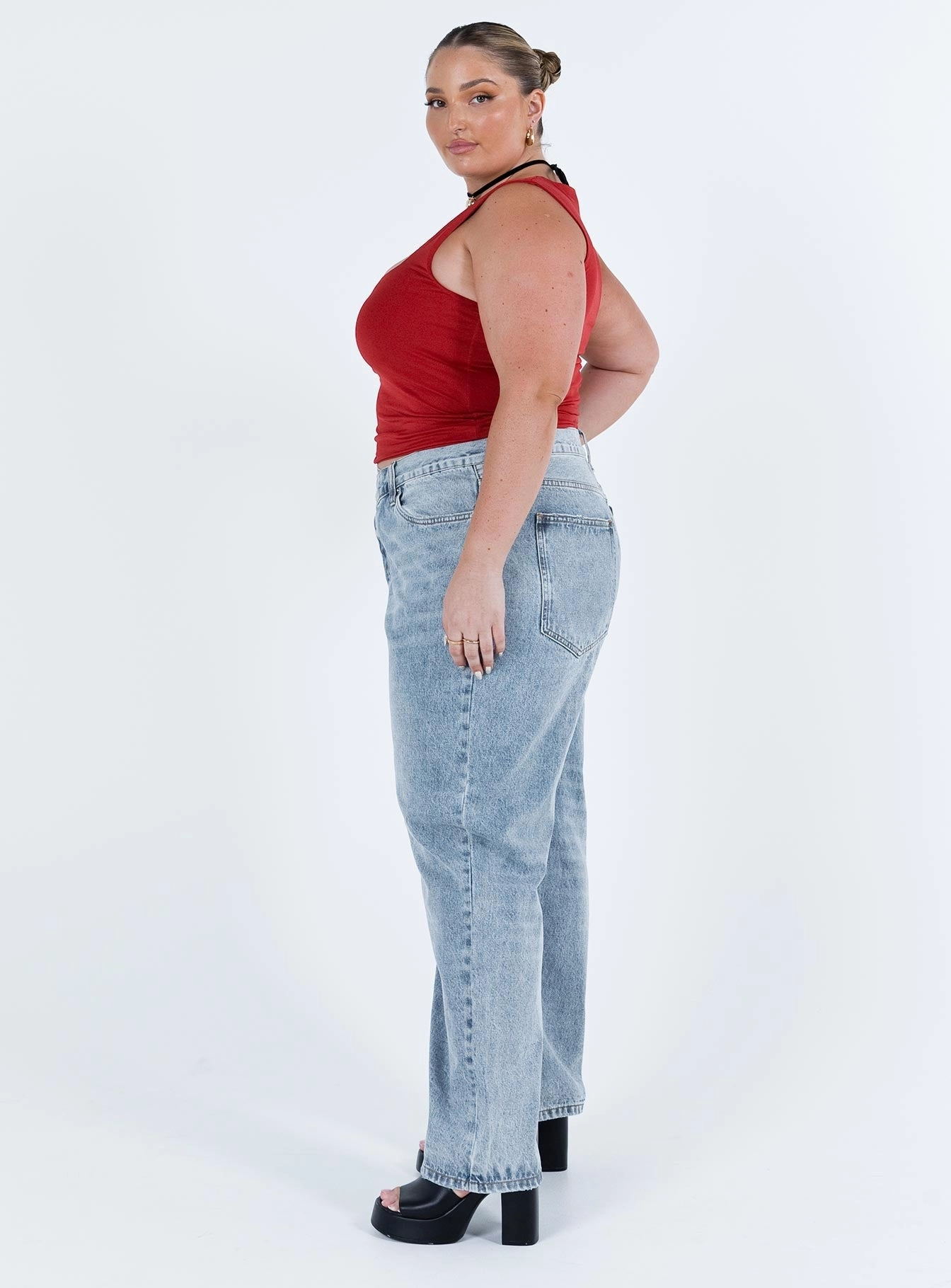 Holly Asymmetric Straight Leg Jean Light Wash Denim Curve Great Base Movement Friendly