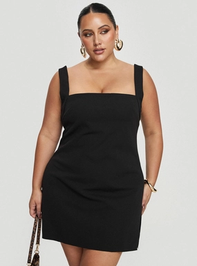 Bombshell Mini Dress Black Curve Clean Tone