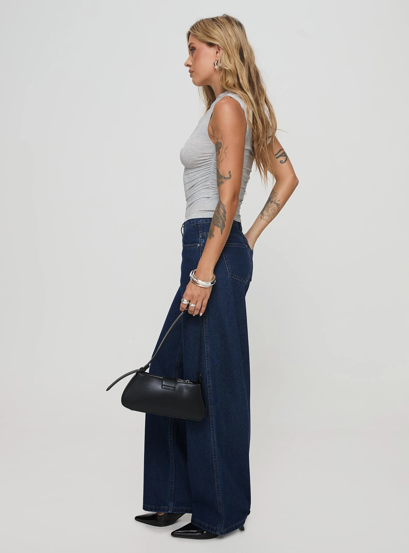 Maryanne Mid Rise Straight Leg Jeans Dark Wash Unisex Wear Elegant Vintage Lover