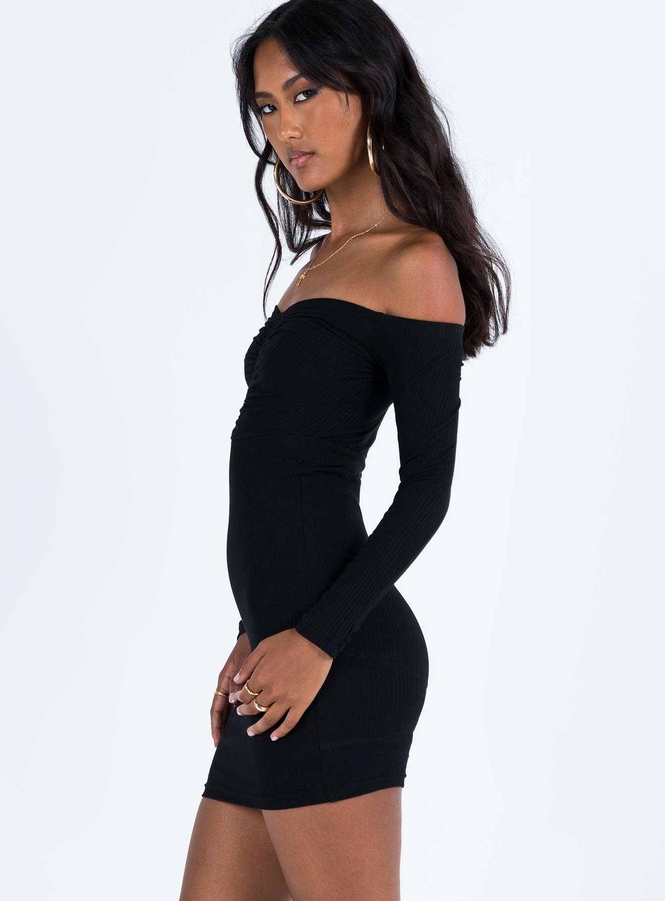 Soft fabric piece Light Sheen Bovey Long Sleeve Mini Dress Black