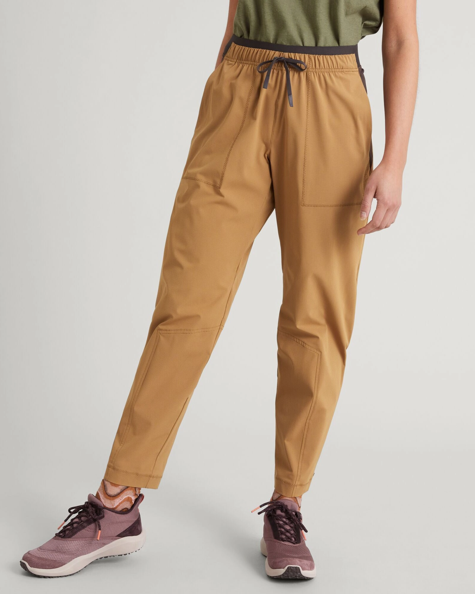 WELL.DER.NESS Energy Women's Joggers - Canvas/Dark Quartz Casual Comfort Layers