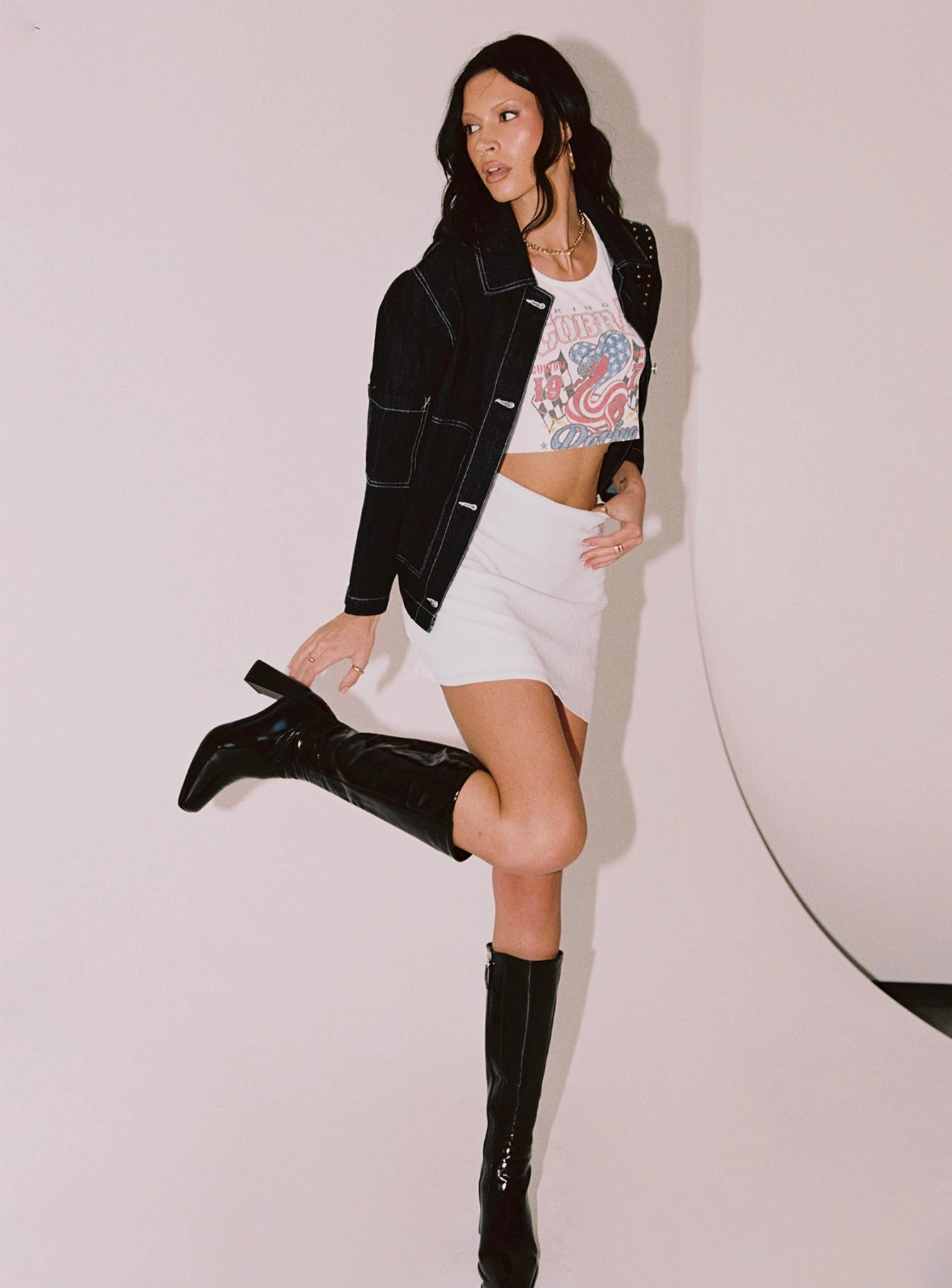 Buddy Mini Skirt White Outfit Focus