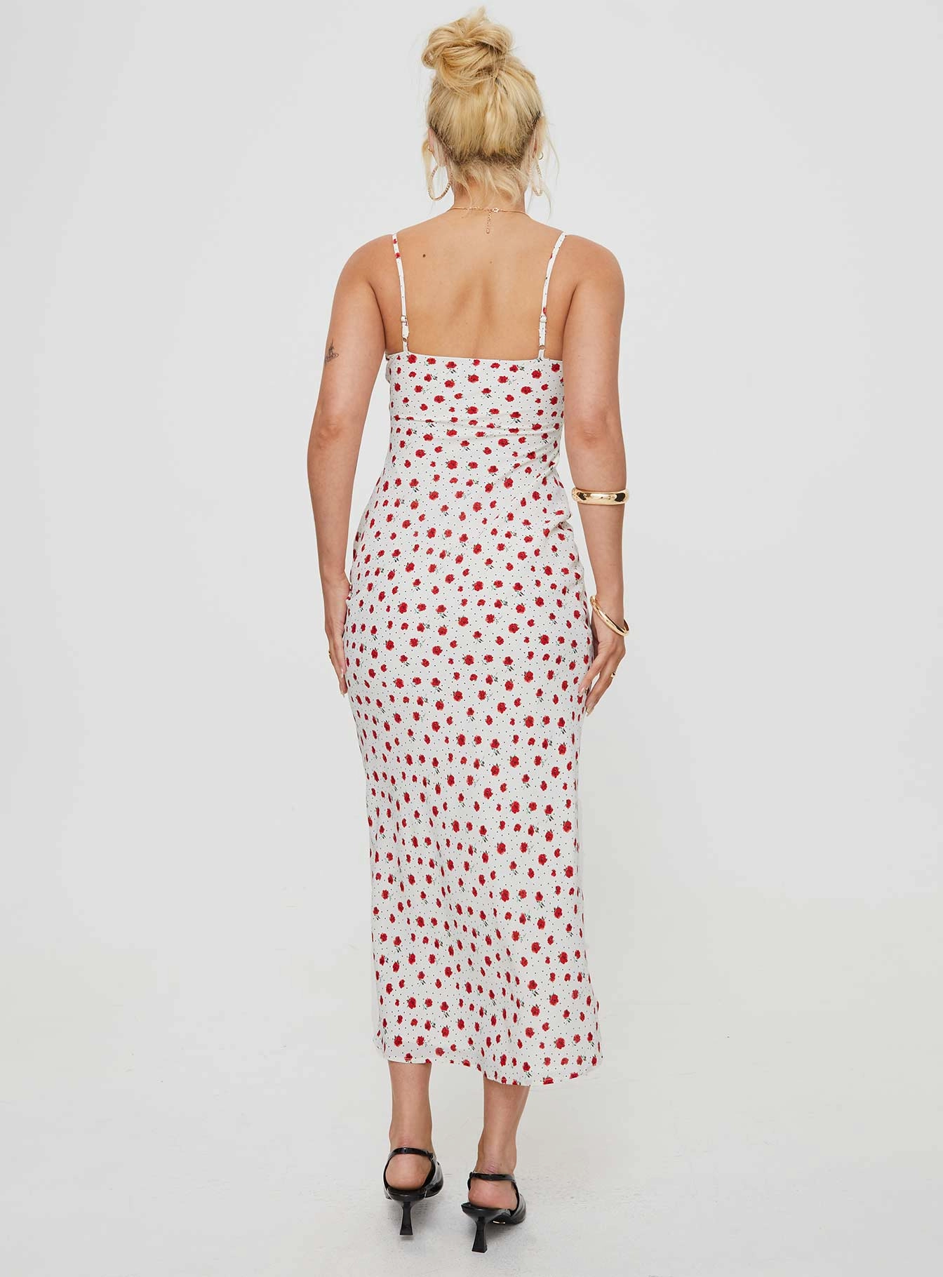 Seasonal Layer Chic and Flattering Caldwell Maxi Dress White / Red