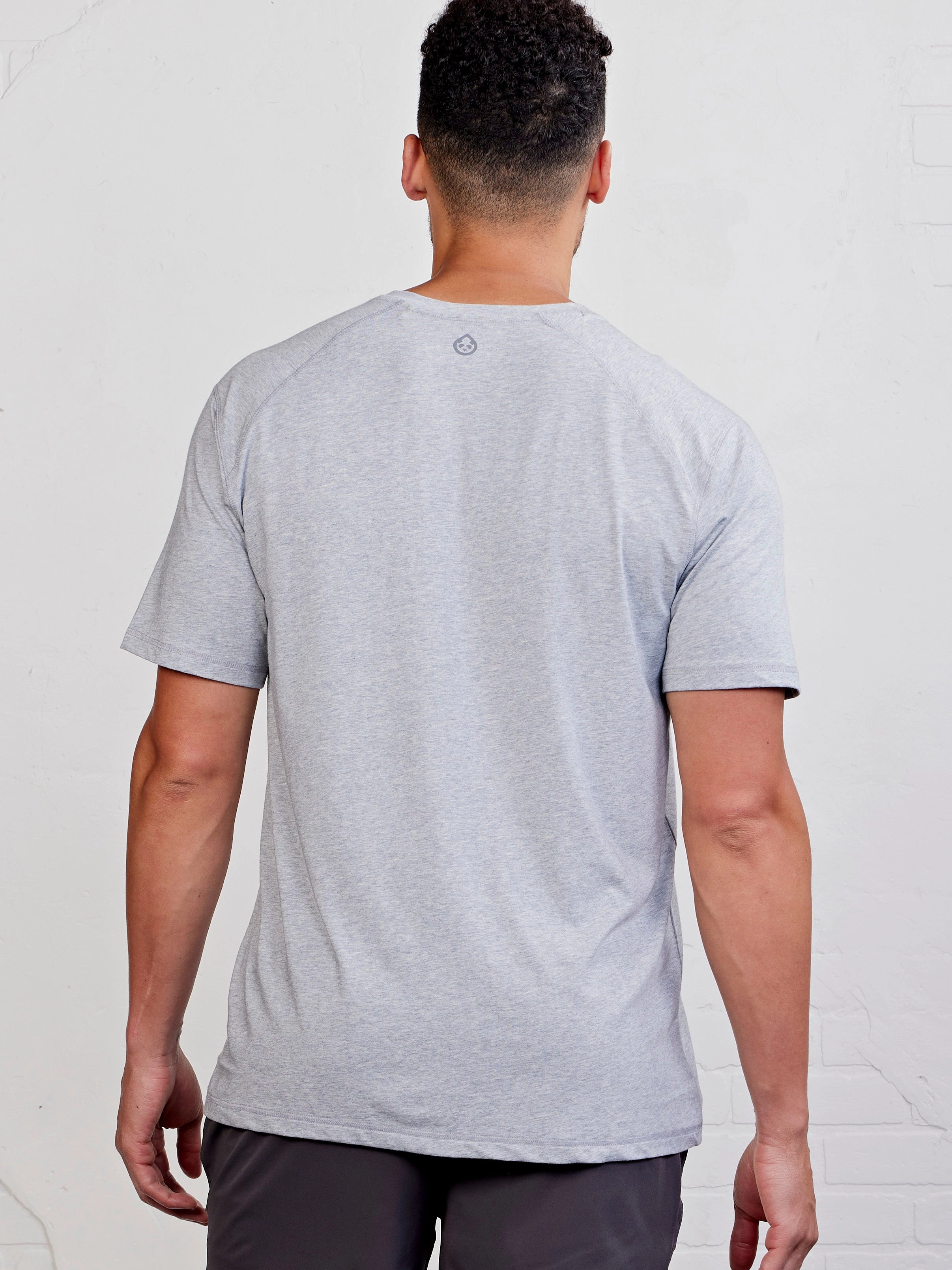 Long Sleeve Carrollton Fitness V-Neck T-Shirt