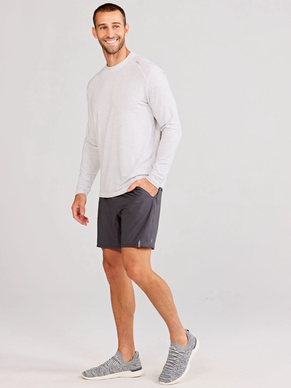 SnagProof Raglan Sleeve Carrollton Long Sleeve Fitness T-Shirt