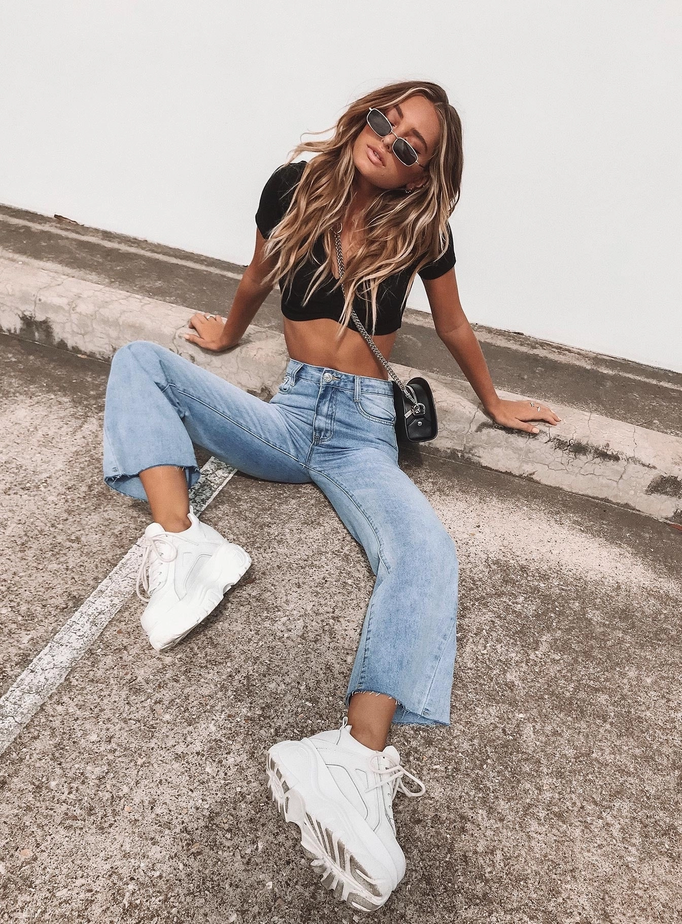 Bootcut style Relaxed Style Smart Casual Minimalist Style Cece Hammer High Rise Wide Leg Jeans Vintage Blue Denim