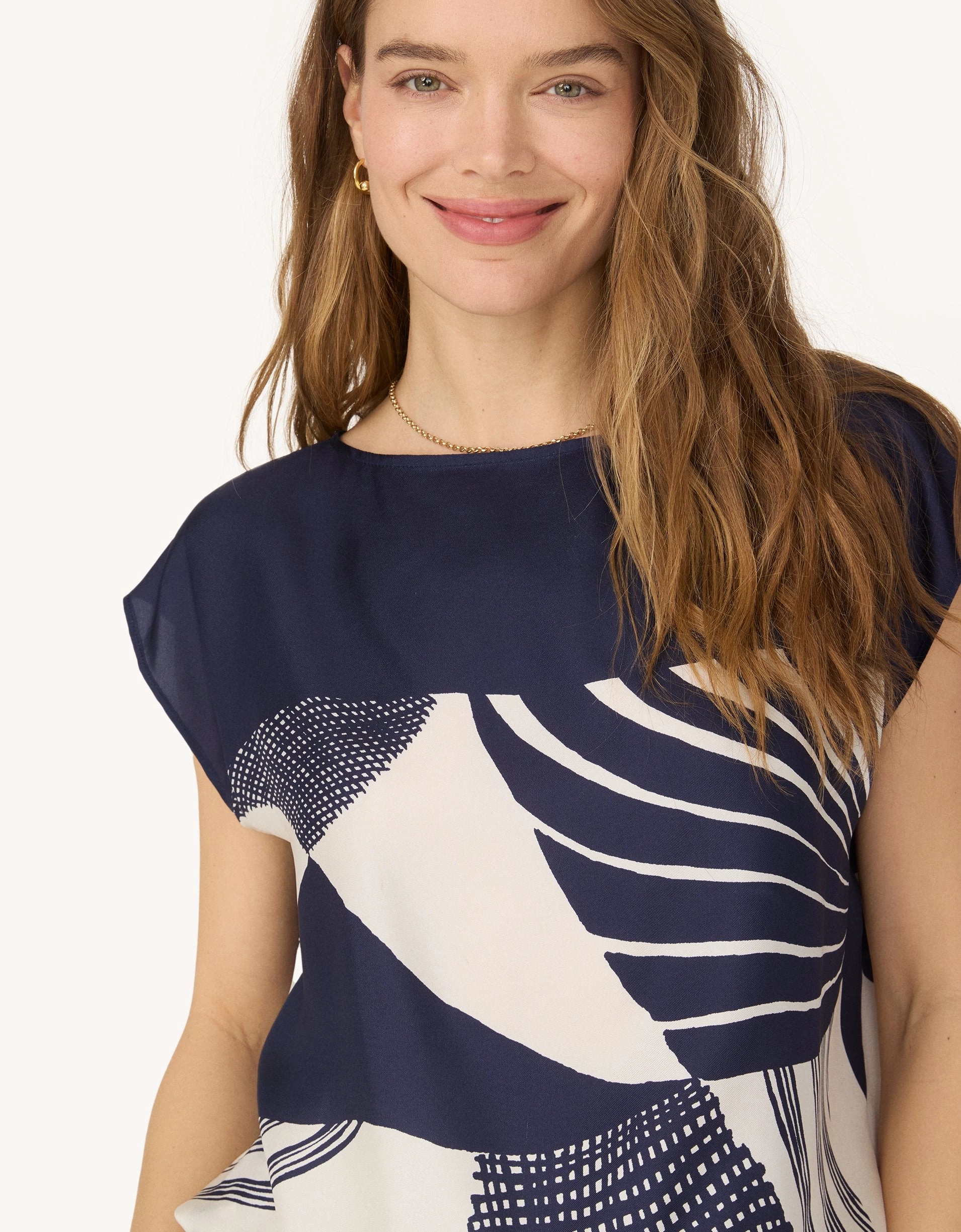 Sustainable Dye Process unsubscribed washable silk bubble top