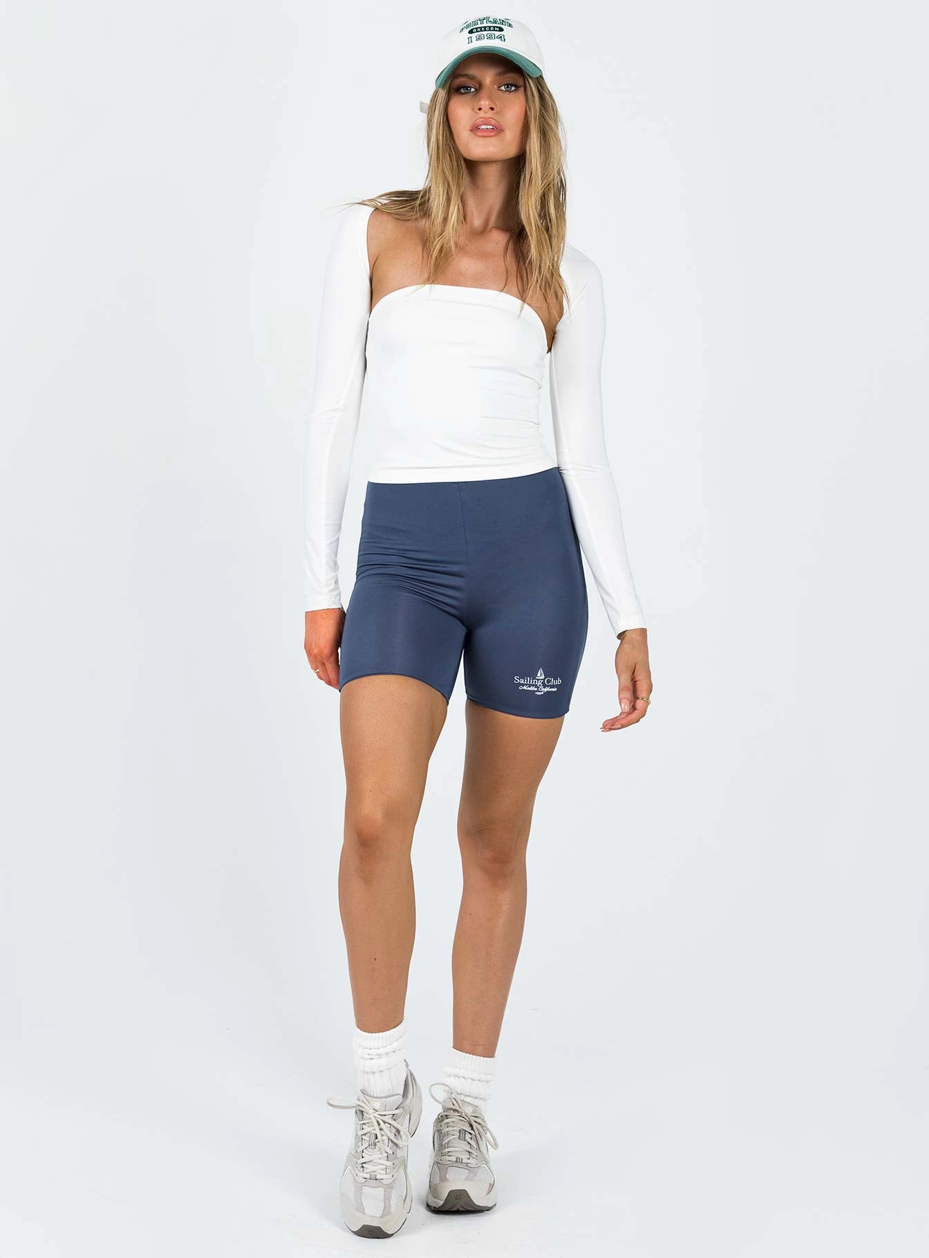 Breeze Flow Water - repellent Championship Bike Short Navy