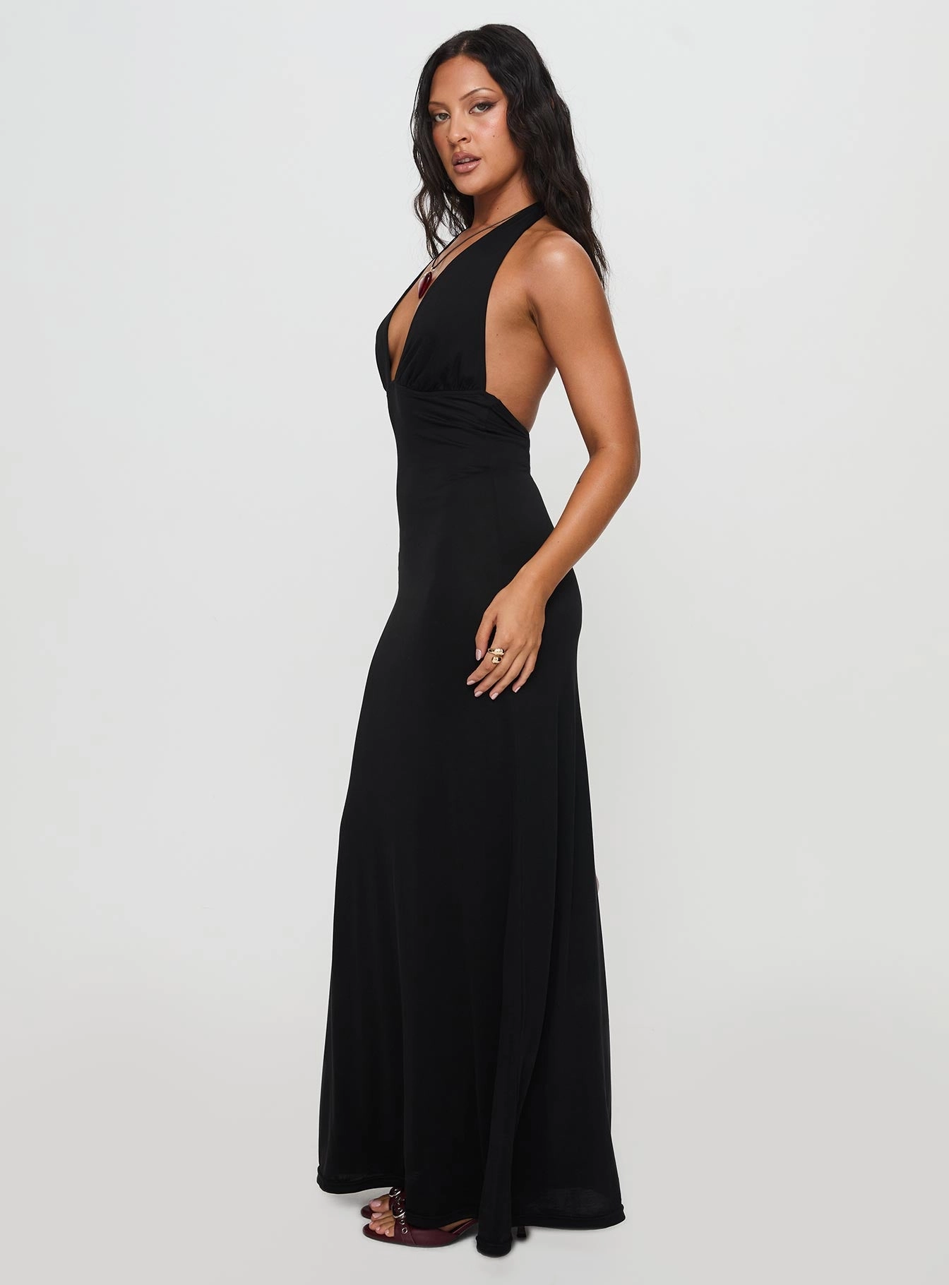 Quiet Mood Chilly Day Comfort Tinisie Maxi Dress Black