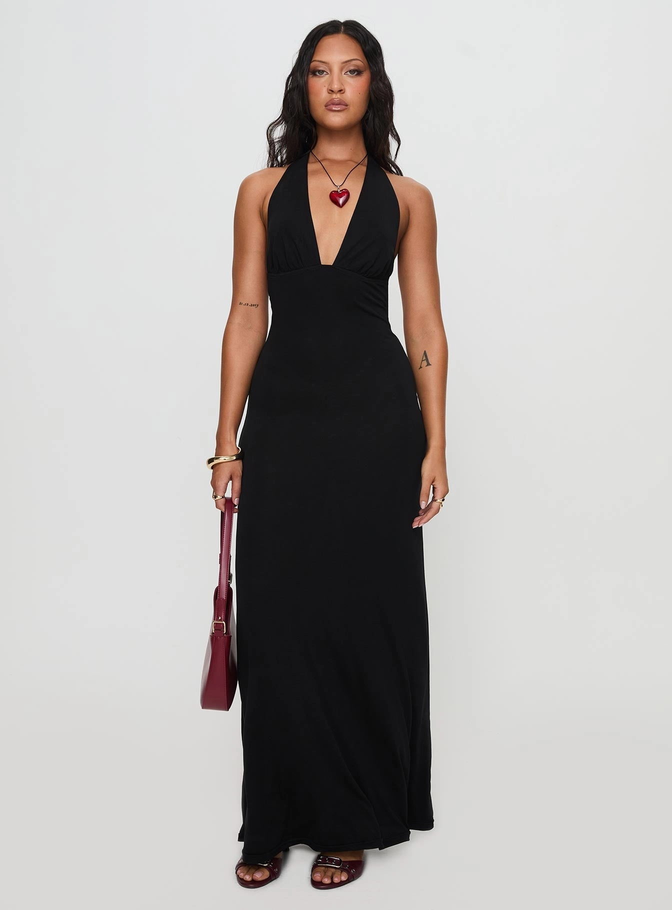 Sleek Silhouette Tinisie Maxi Dress Black