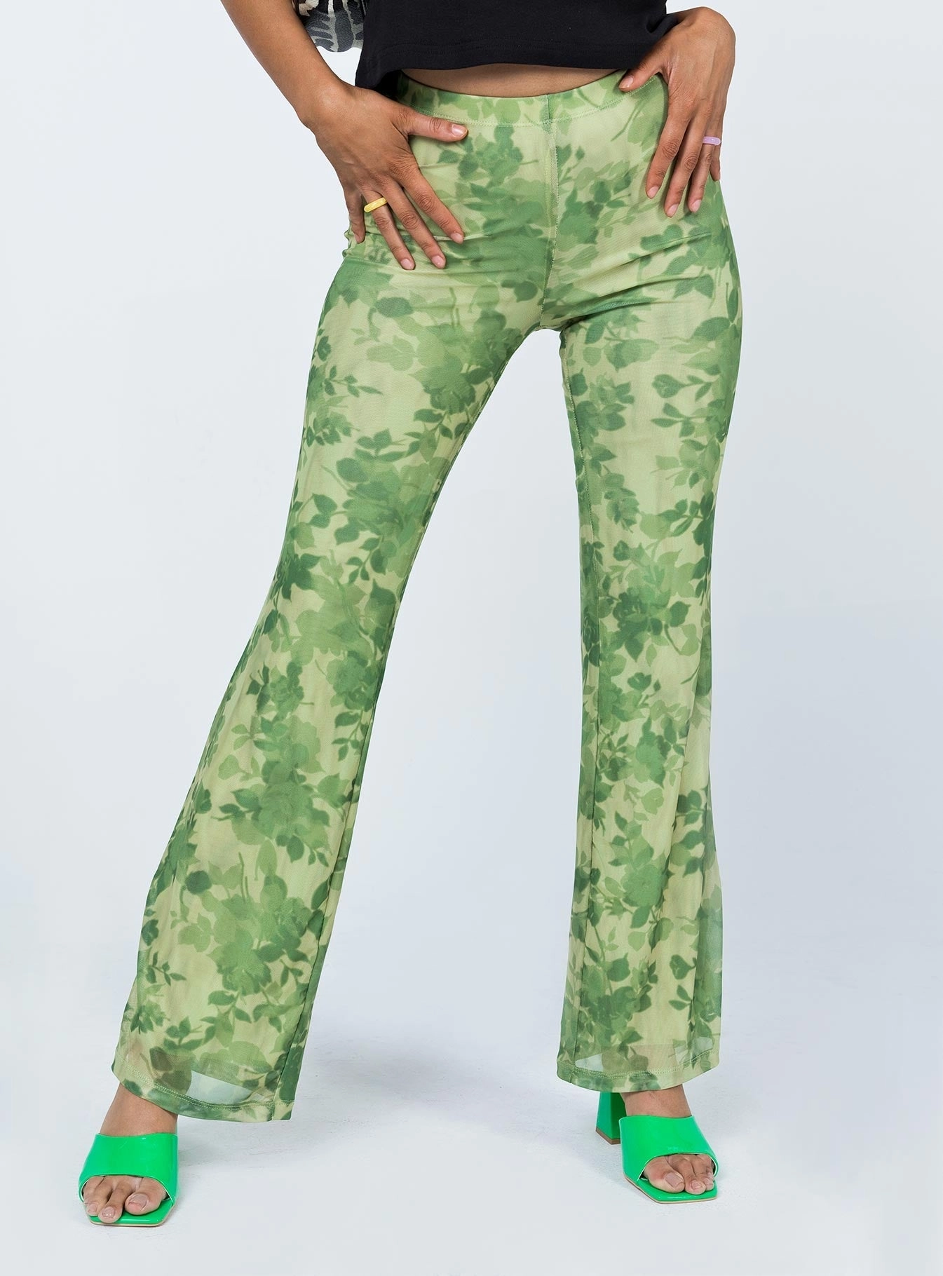 Four Way Stretch Motel Heny Trouser Blurred Floral Green