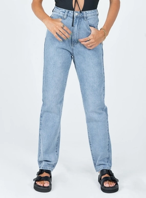 Calista Lightwash Denim Jeans Core Fit