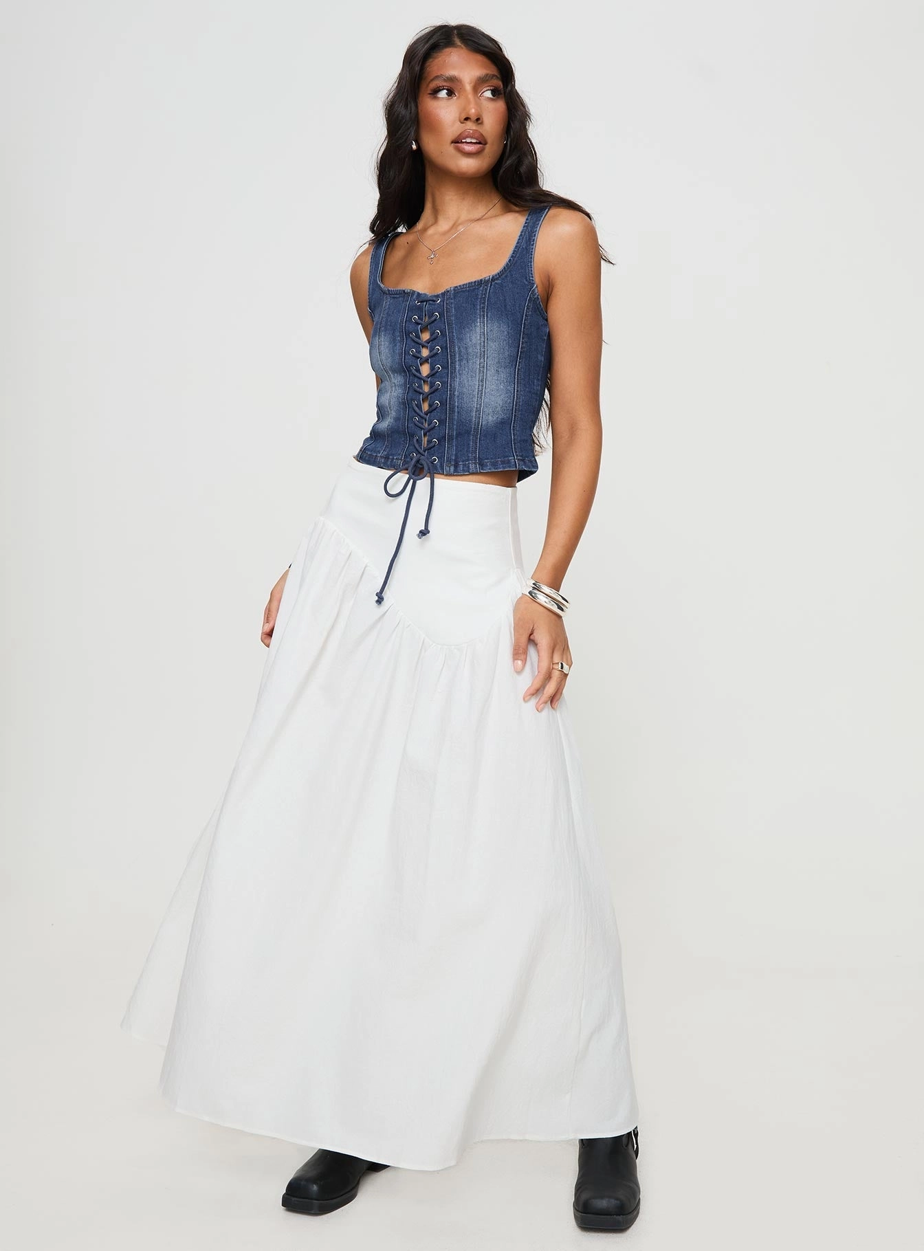 Cillie Maxi Skirt White Simple Fashion